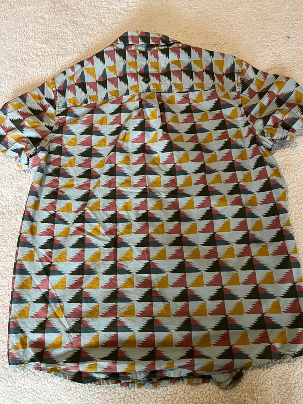 Men’s Prana Geometric Print Short-Sleeve Button Down - Small - Picture 5 of 5